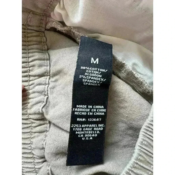 Women's BCBG Generation Tan High Rise Barrel Leg Casual Pant Size Medium - Picture 4 of 5